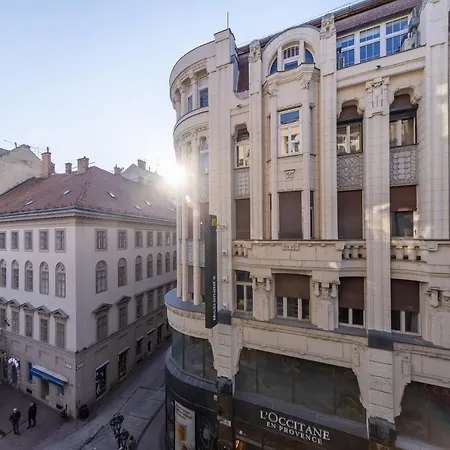 Appartement Elisabeth On Vaci Street *
